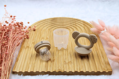 Fruchtsauger für Baby in Beige aus BPA-freiem Silikon